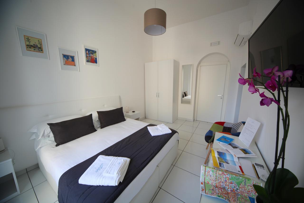 Le Mulieres Appartement Salerno Buitenkant foto